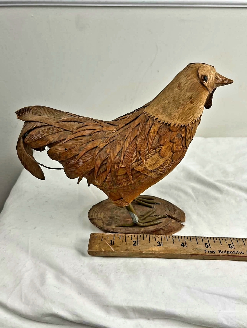 Vintage Folk Art Corn Husk & Wood Rooster Figurine - Picture 3 of 4